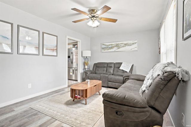 1631 S Boeke Road, Evansville, IN 47714