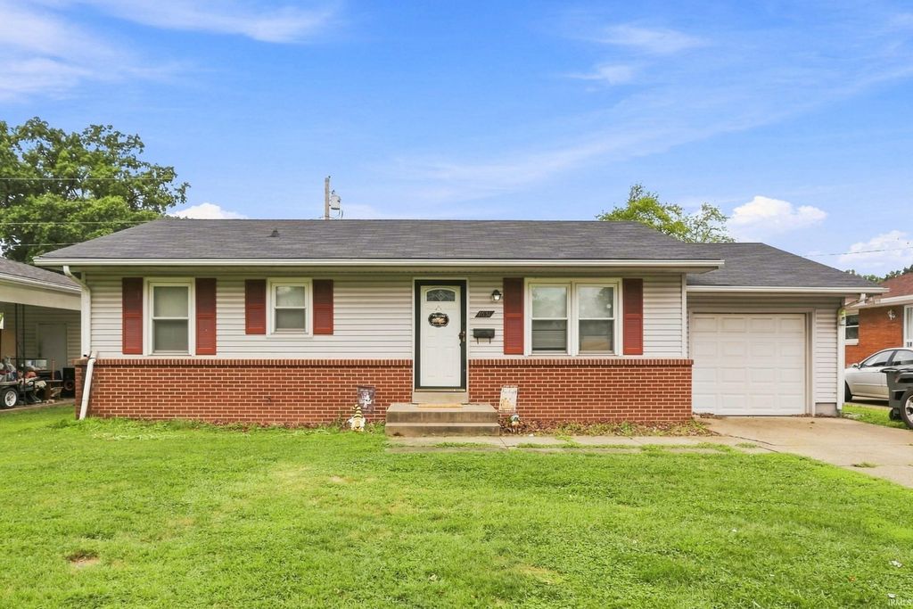 1631 S Boeke Road, Evansville, IN 47714