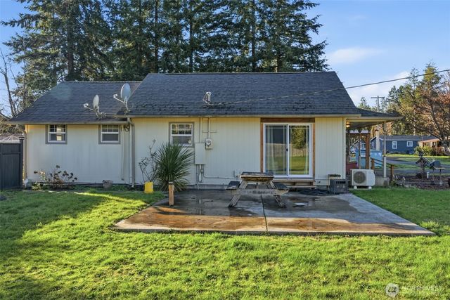 403 Queen Avenue, Pe Ell, WA 98572