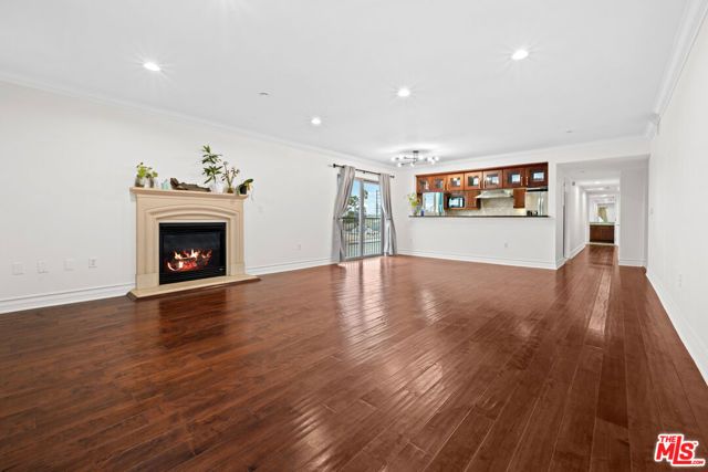 1621 Barry Avenue 301, Los Angeles, CA 90025