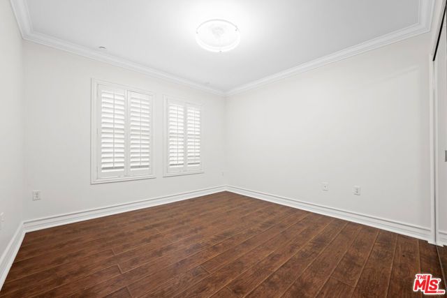 1621 Barry Avenue 301, Los Angeles, CA 90025