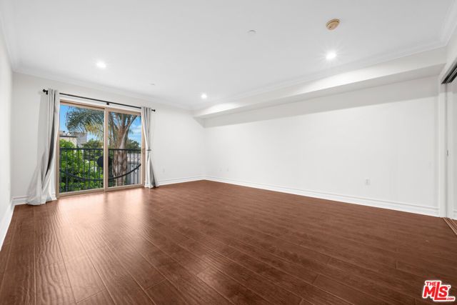 1621 Barry Avenue 301, Los Angeles, CA 90025