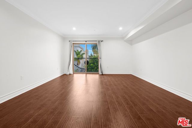 1621 Barry Avenue 301, Los Angeles, CA 90025