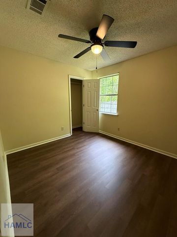 1477 Ben Gay Way, Hinesville, GA 31313