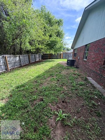 1477 Ben Gay Way, Hinesville, GA 31313