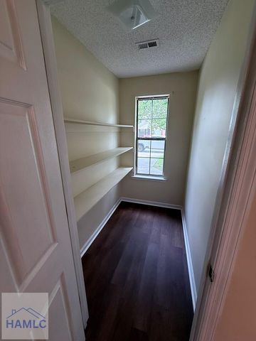 1477 Ben Gay Way, Hinesville, GA 31313