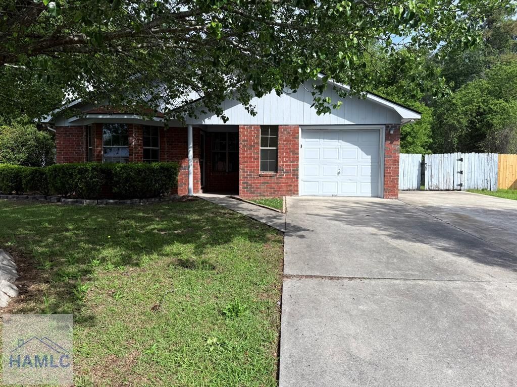 1477 Ben Gay Way, Hinesville, GA 31313