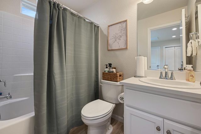 1520 Aspire Way, Modesto, CA 95356