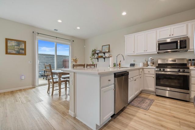 1520 Aspire Way, Modesto, CA 95356