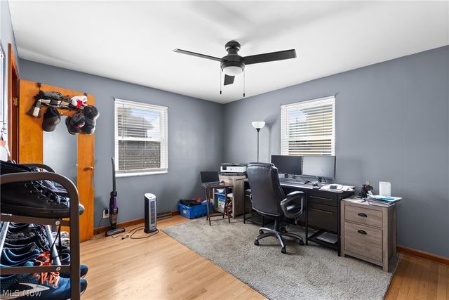 12 Cross Street, Bridgeport, OH 43912