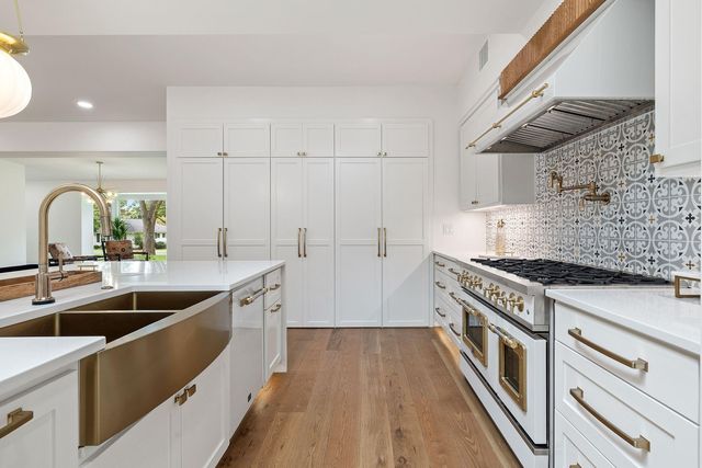 1503 E 15th ST, Georgetown, TX 78626