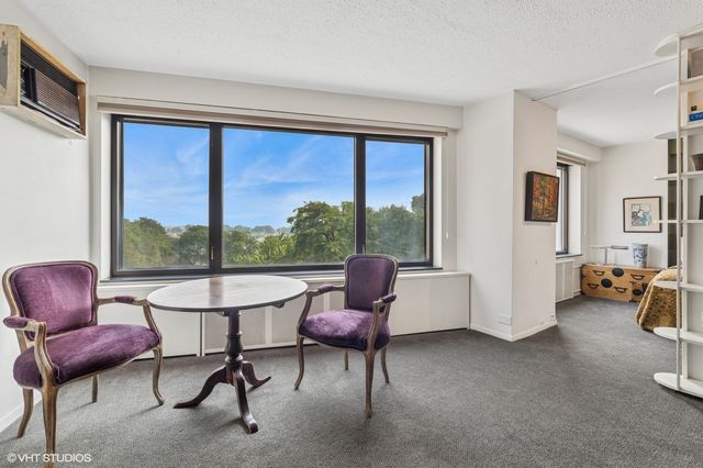 3100 N Lake Shore Drive 611, Chicago, IL 60657