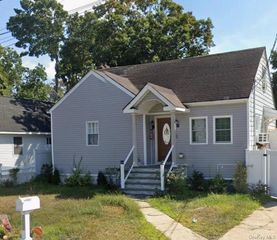 112 43rd Street, Copiague, NY 11726