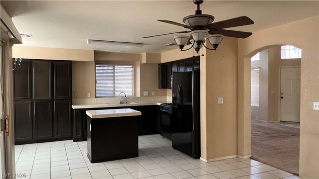 8415 South Yamhill Street, Las Vegas, NV 89123