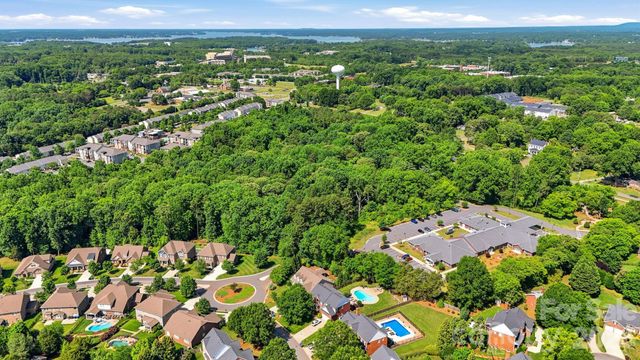 1321 Mecklenburg Highway, Mooresville, NC 28115