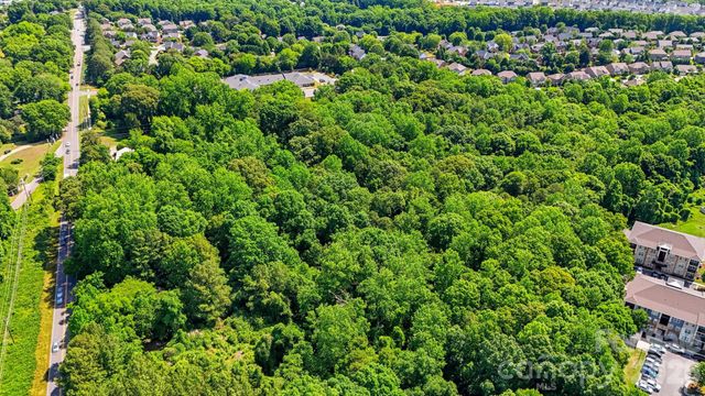 1321 Mecklenburg Highway, Mooresville, NC 28115