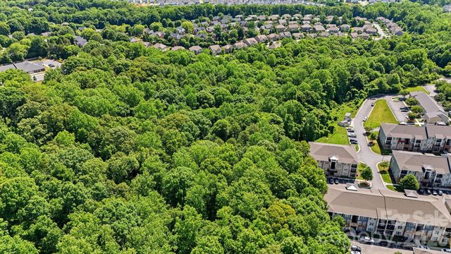 1321 Mecklenburg Highway, Mooresville, NC 28115