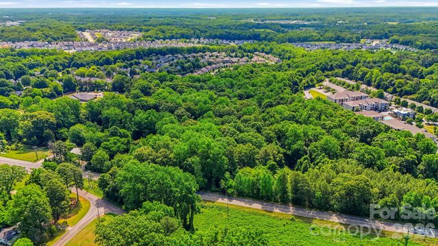 1321 Mecklenburg Highway, Mooresville, NC 28115