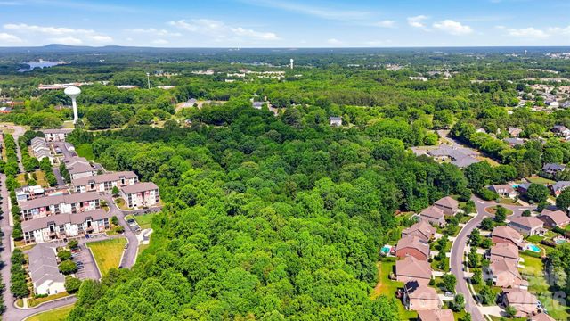 1321 Mecklenburg Highway, Mooresville, NC 28115
