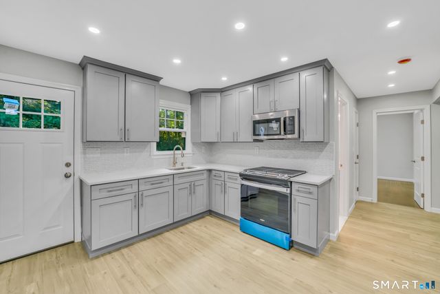 210 Berkeley Avenue, Waterbury, CT 06704