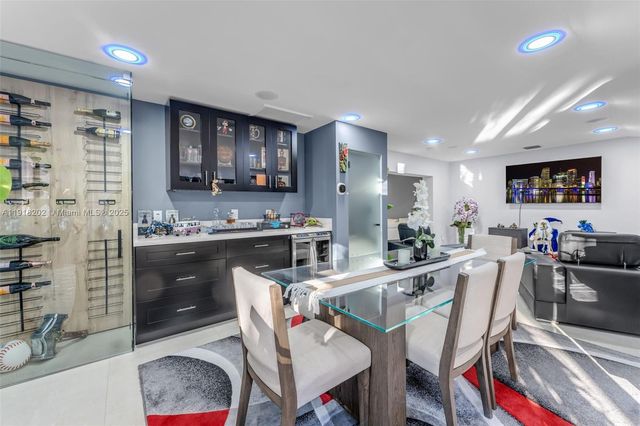 11830 SW 104th Ln, Miami, FL 33186