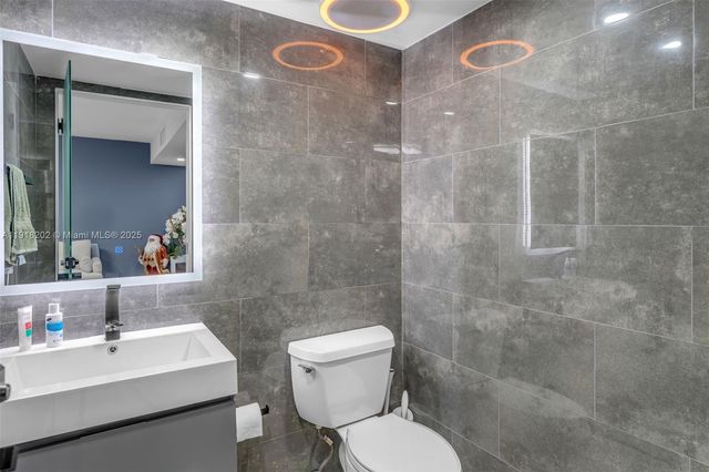 11830 SW 104th Ln, Miami, FL 33186