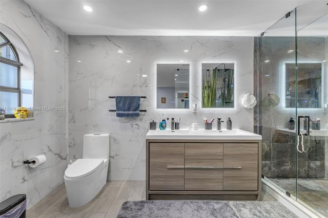 11830 SW 104th Ln, Miami, FL 33186