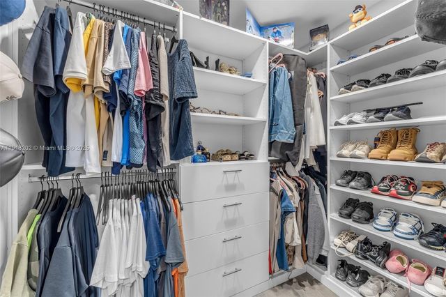 11830 SW 104th Ln, Miami, FL 33186