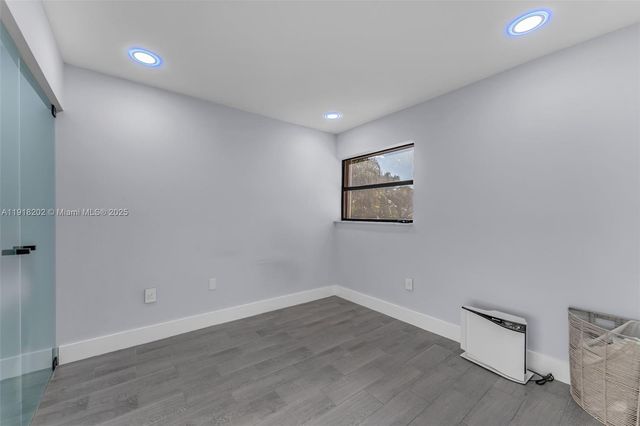 11830 SW 104th Ln, Miami, FL 33186