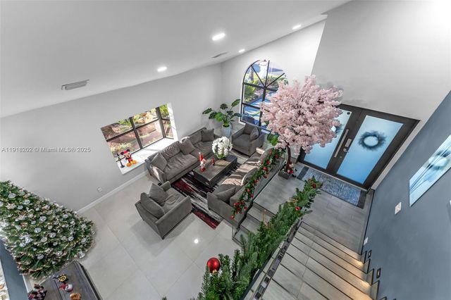 11830 SW 104th Ln, Miami, FL 33186