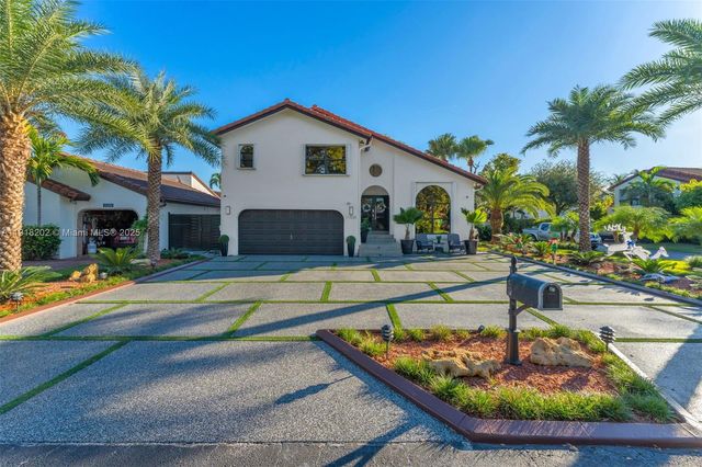 11830 SW 104th Ln, Miami, FL 33186