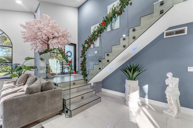 11830 SW 104th Ln, Miami, FL 33186