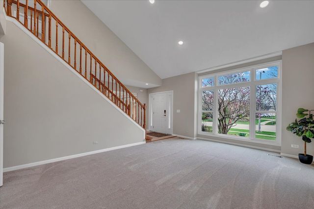 1355 Beckett Lane, Schaumburg, IL 60173