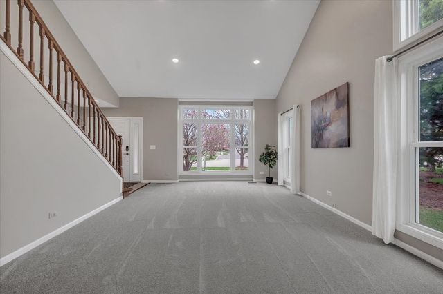 1355 Beckett Lane, Schaumburg, IL 60173