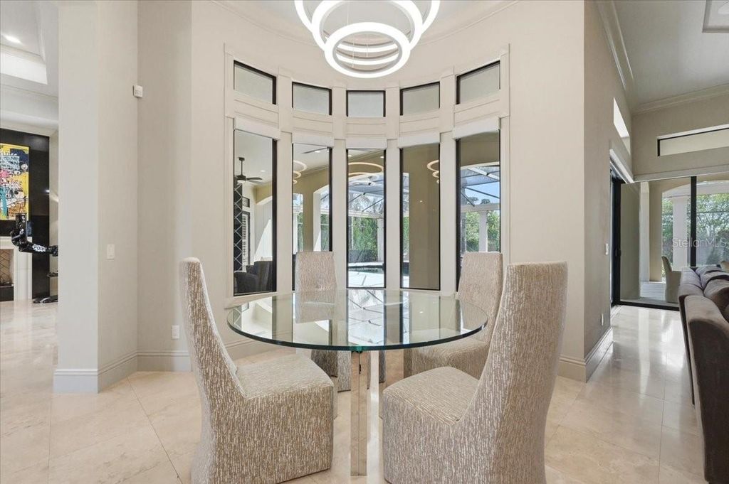 Image 16 of property listing at 13431 BELLARIA CIRCLE, Windermere, FL 34786