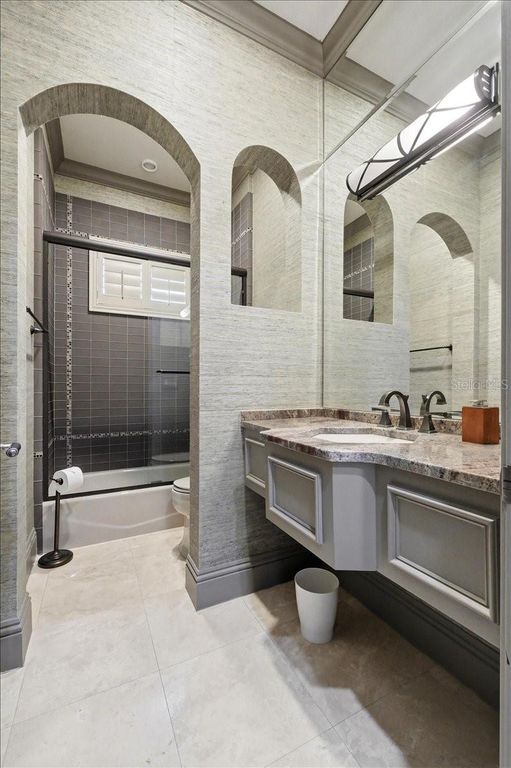 Image 46 of property listing at 13431 BELLARIA CIRCLE, Windermere, FL 34786