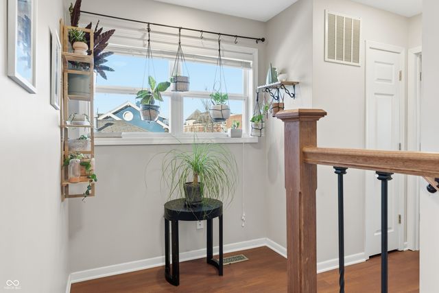 2042 N College Avenue, Indianapolis, IN 46202