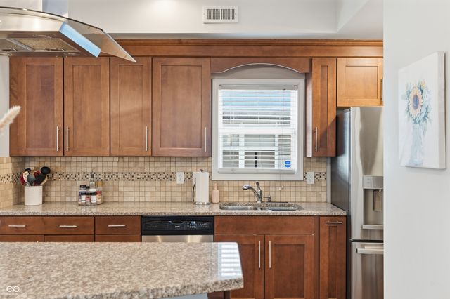 2042 N College Avenue, Indianapolis, IN 46202