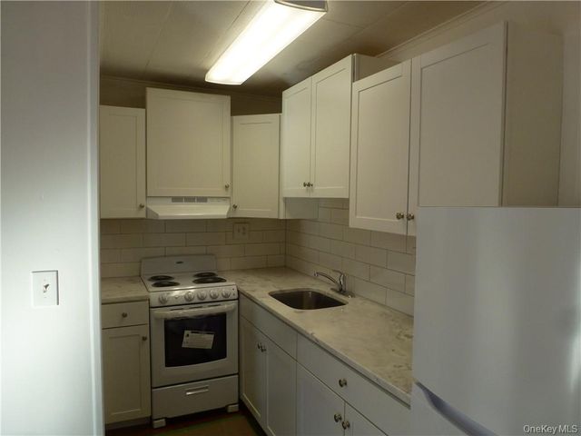 1217 E Main Street 2C, Shrub Oak, NY 10588