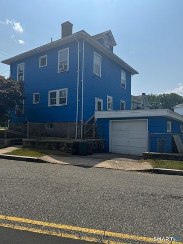 75 Willetts Avenue, New London, CT 06320