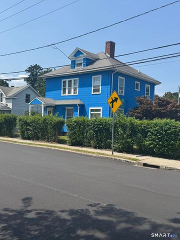 75 Willetts Avenue, New London, CT 06320