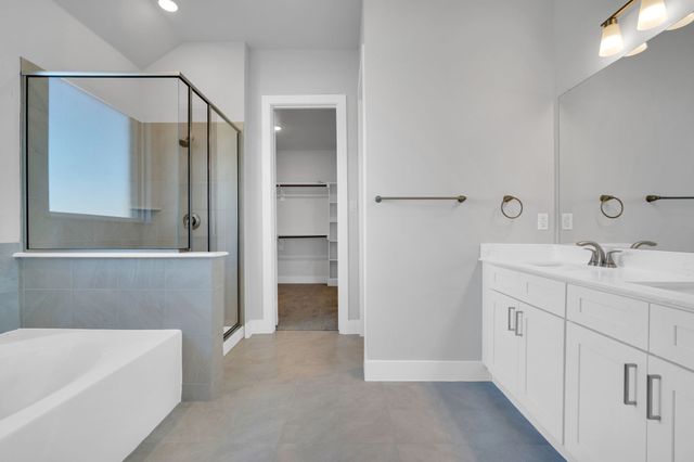 1026 Beaverbrook Lane, Desoto, TX 75115