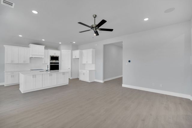 1026 Beaverbrook Lane, Desoto, TX 75115