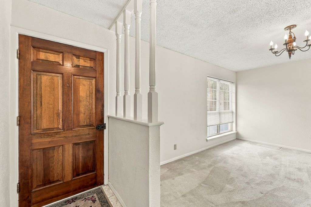 7259 Yolanda Drive, Fort Worth, TX 76112 — photo 3
