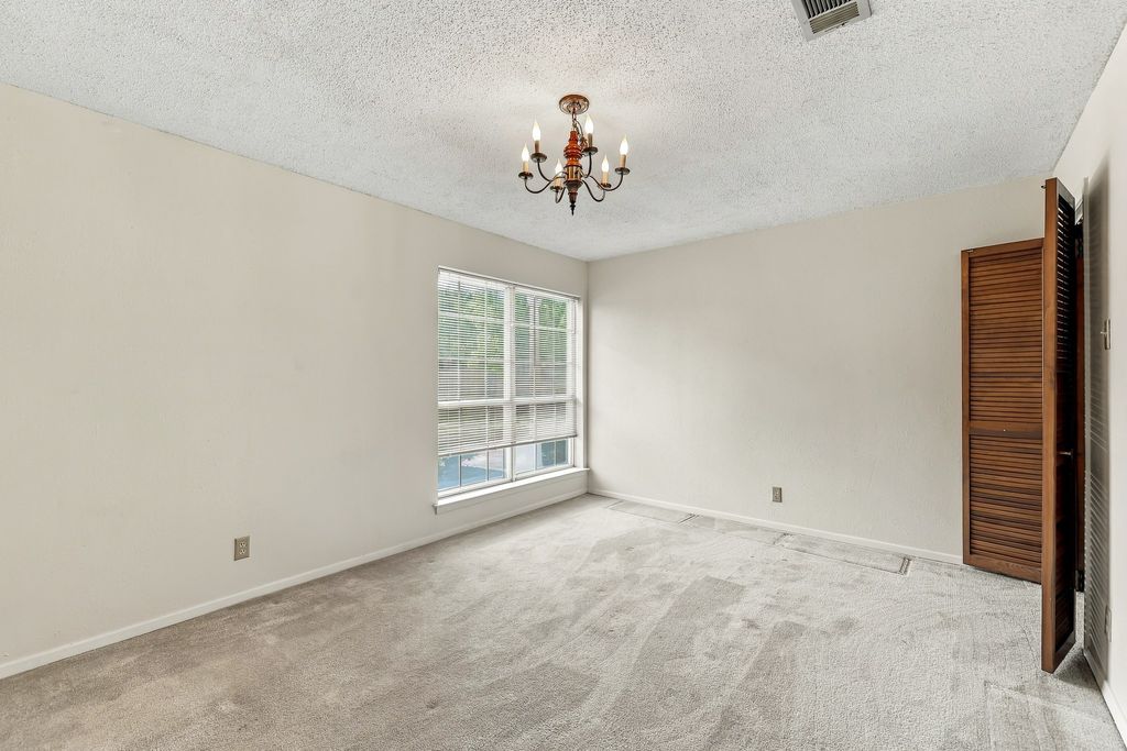 7259 Yolanda Drive, Fort Worth, TX 76112 — photo 5