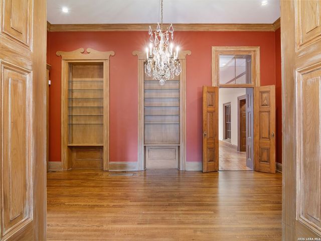 231 WASHINGTON, San Antonio, TX 78204