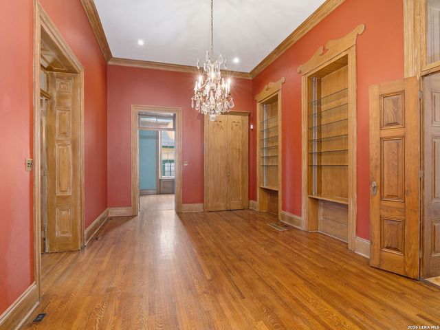 231 WASHINGTON, San Antonio, TX 78204