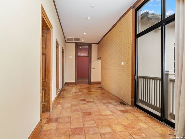 231 WASHINGTON, San Antonio, TX 78204