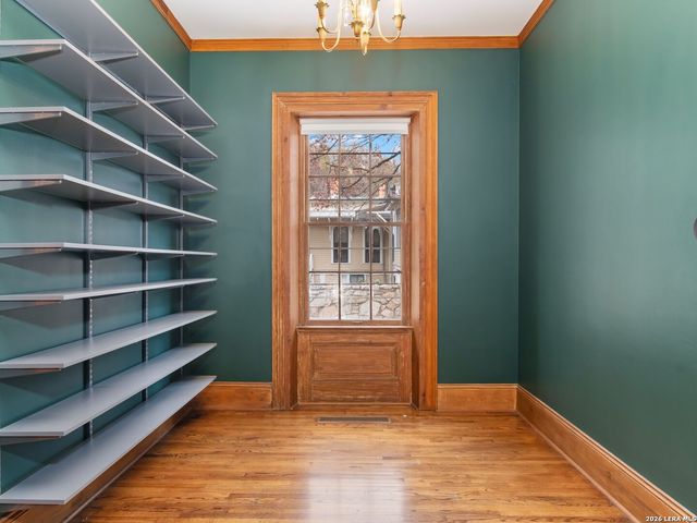 231 WASHINGTON, San Antonio, TX 78204