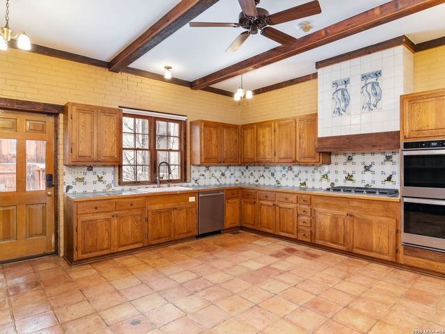 231 WASHINGTON, San Antonio, TX 78204